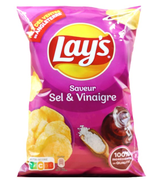 LAY'S Salt & Vinegar Flavoured Potato Chips